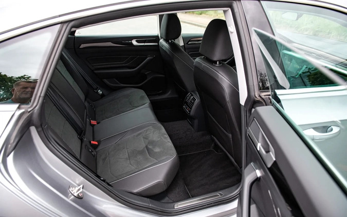 Volkswagen Arteon cena 162000 przebieg: 19000, rok produkcji 2023 z Kozienice małe 277
